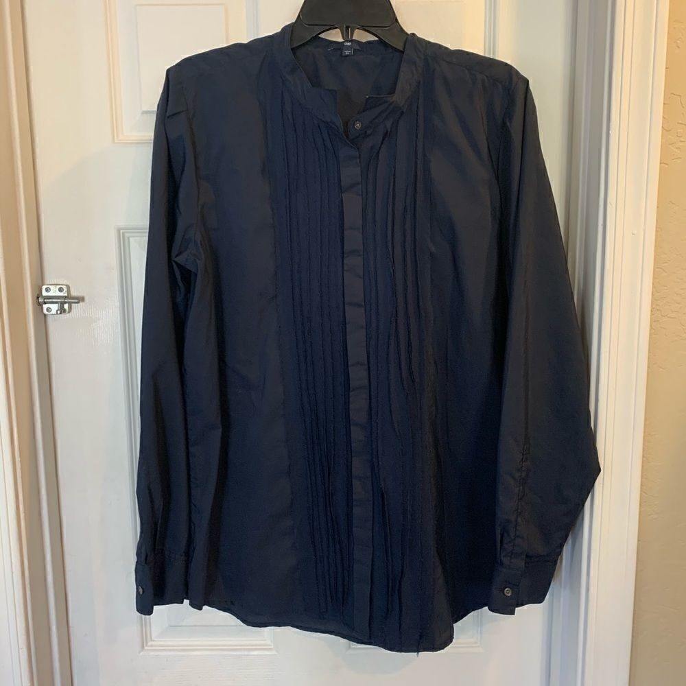 GAP Navy Button Down Top